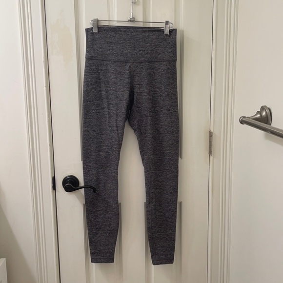 Wunder Under High—Rise Tight 28” - Picture 1 of 3